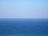 синее море